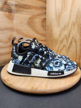 Adidas NMD R1 Womens Floral Sneakers Size 8